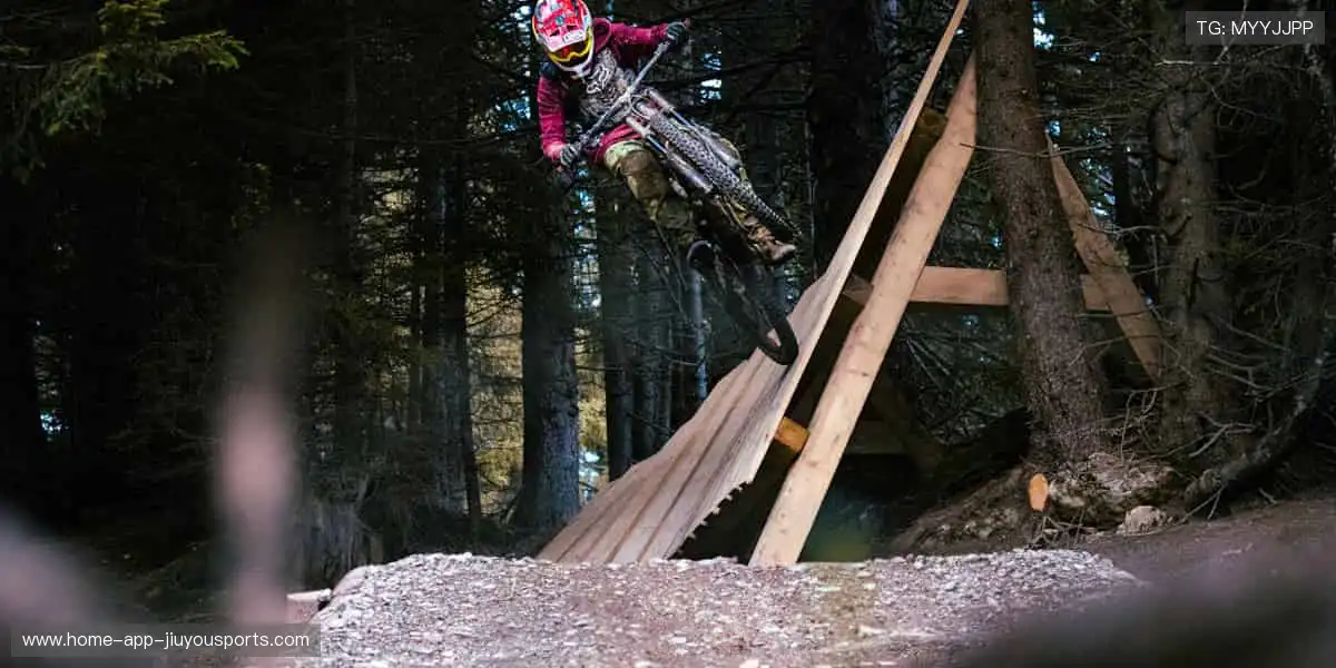 周边好物，点燃你的运动魂！🔥