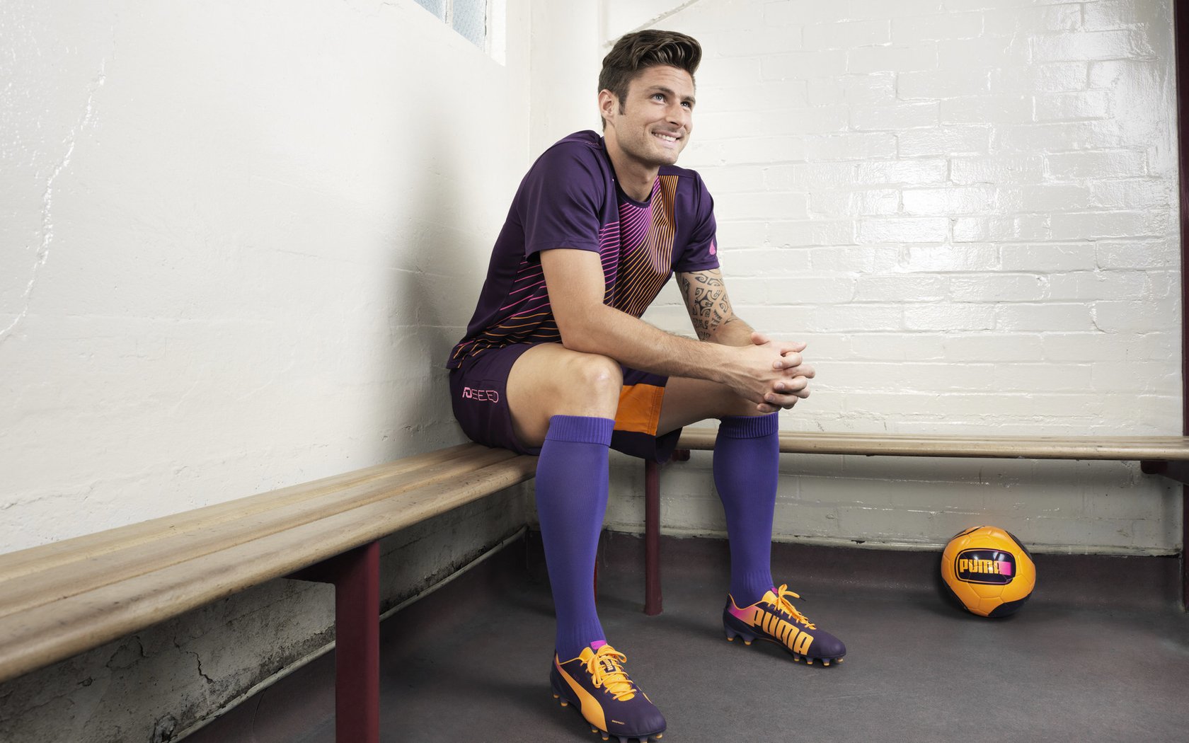 国足球员入选亚洲最佳阵容,亚洲足球最佳球员